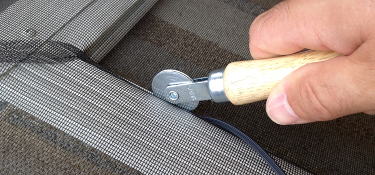 metal screen door repair in Lucas Valley-Marinwood